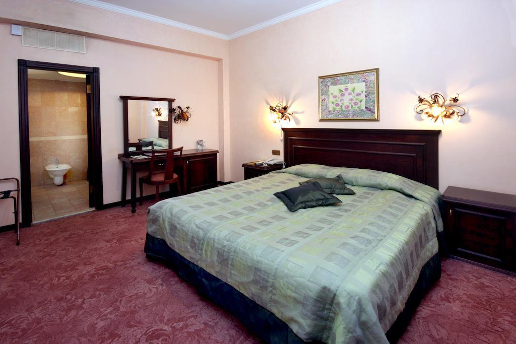 Esenboga Airport Hotel アンカラ エクステリア 写真